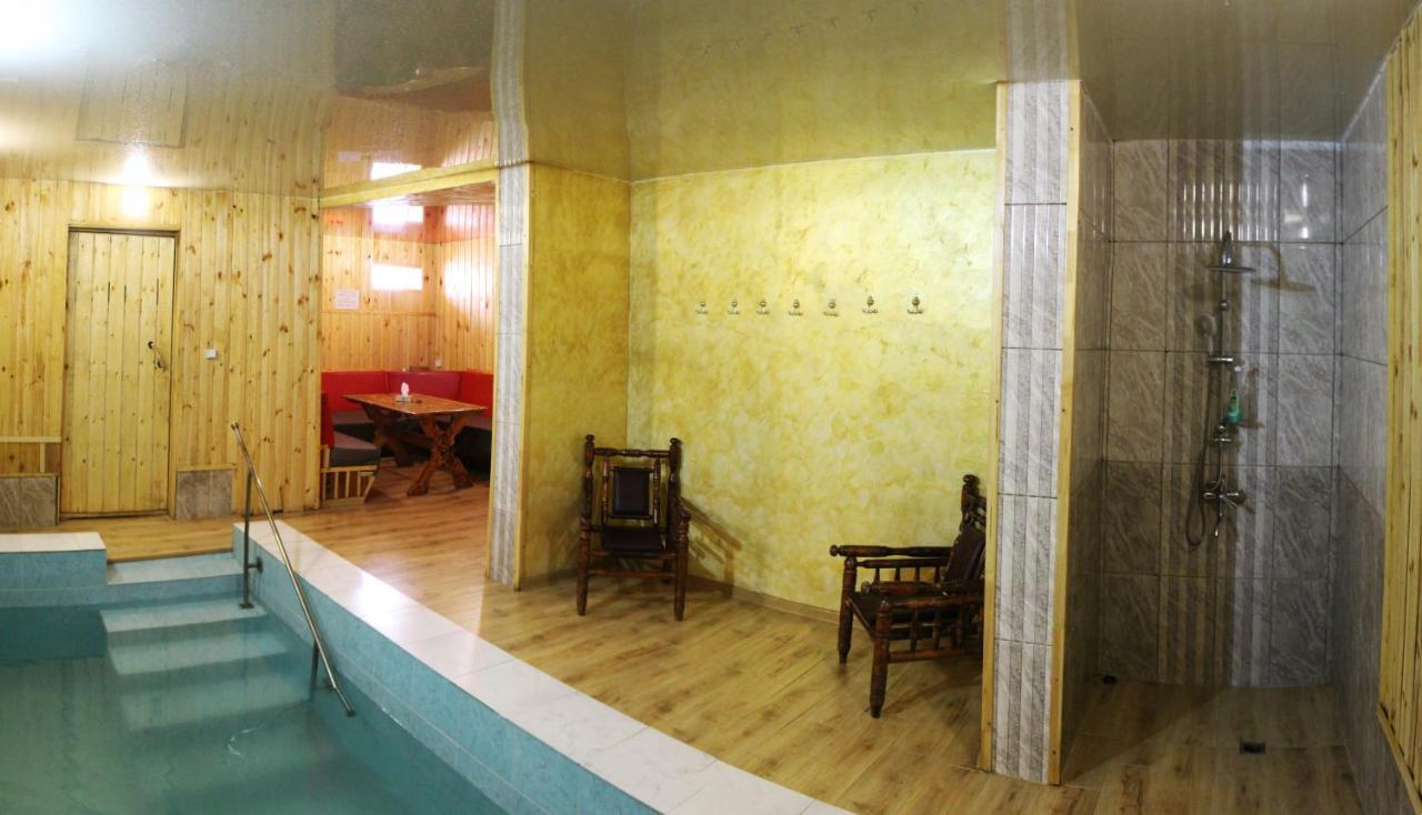 Oazis Hotel Noratus Exterior photo